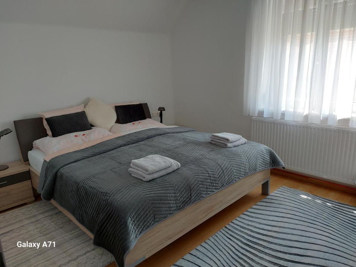 Ferienhaus Kaethe Klagenfurt am Woerthersee Luaran gambar